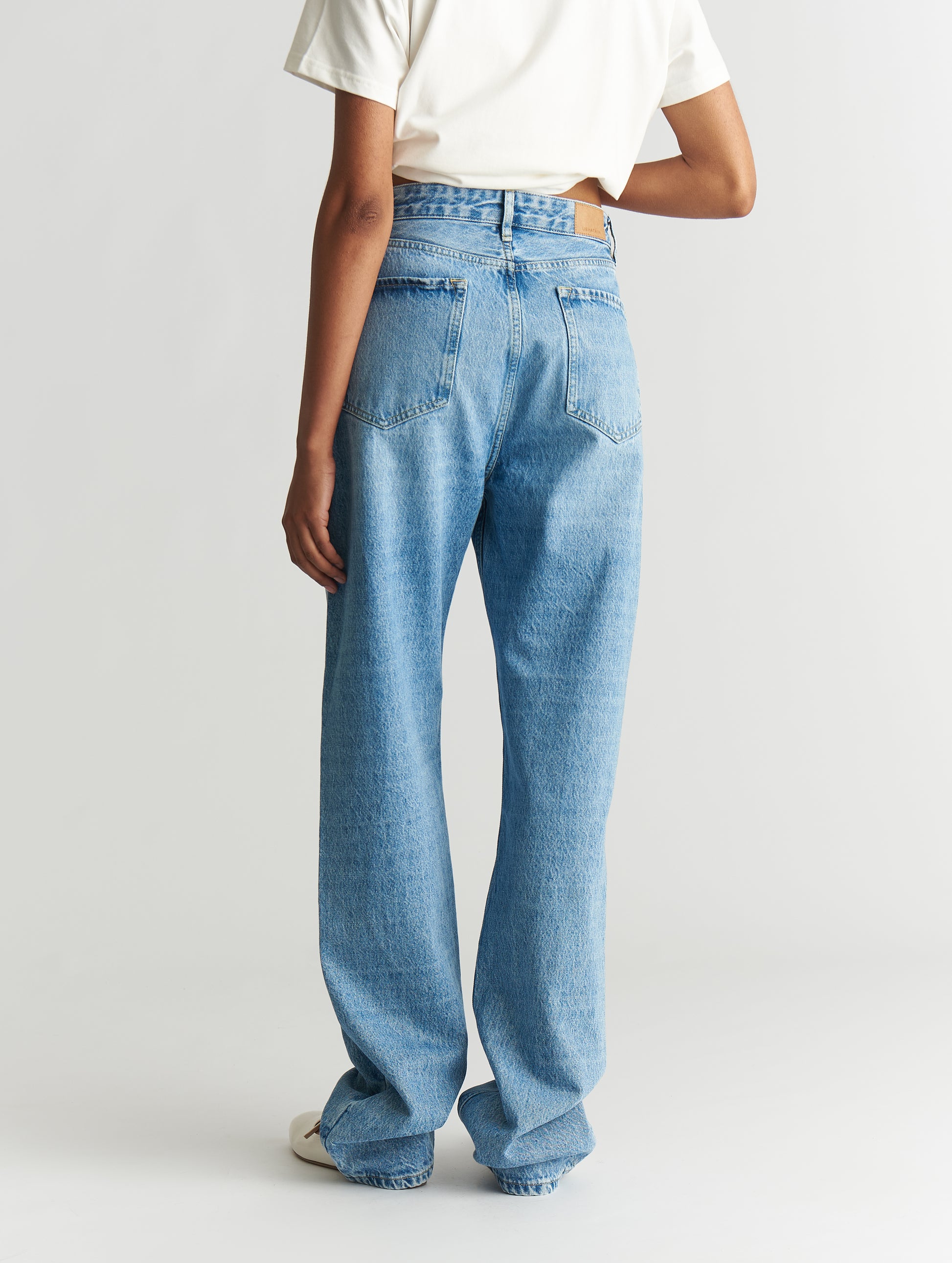 Straight-fit jeans